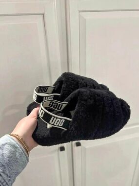 UGG Oh Fluffita Black Shearling Slippers